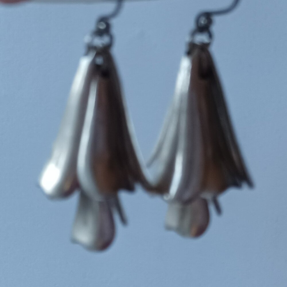 Lucky Brand Silver Tone Petal Drop Earrings - Picture 2 of 5